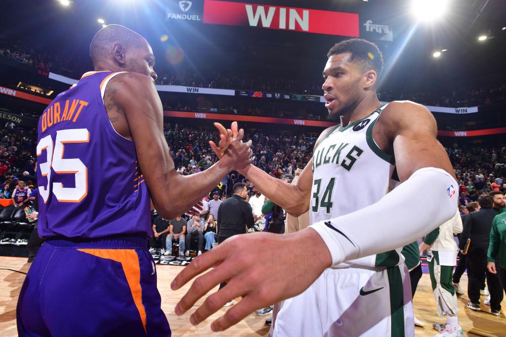 背后不仅是 背后不仅是