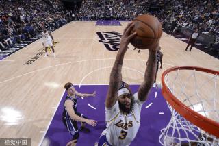 球队的板凳 球队的板凳