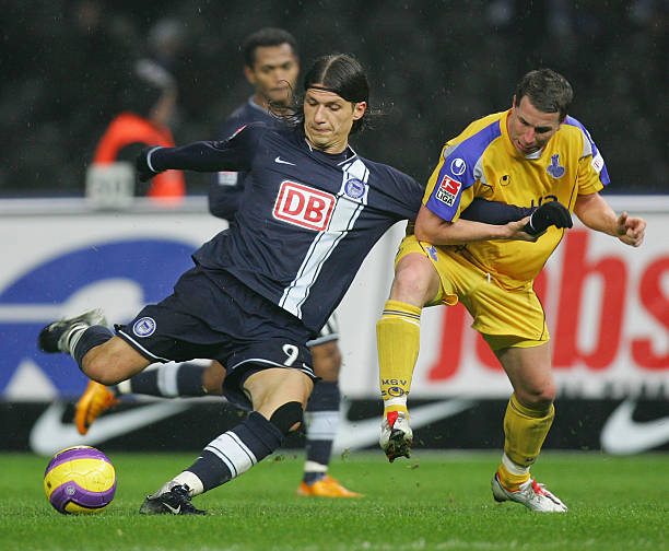 中全部闯入 中全部闯入